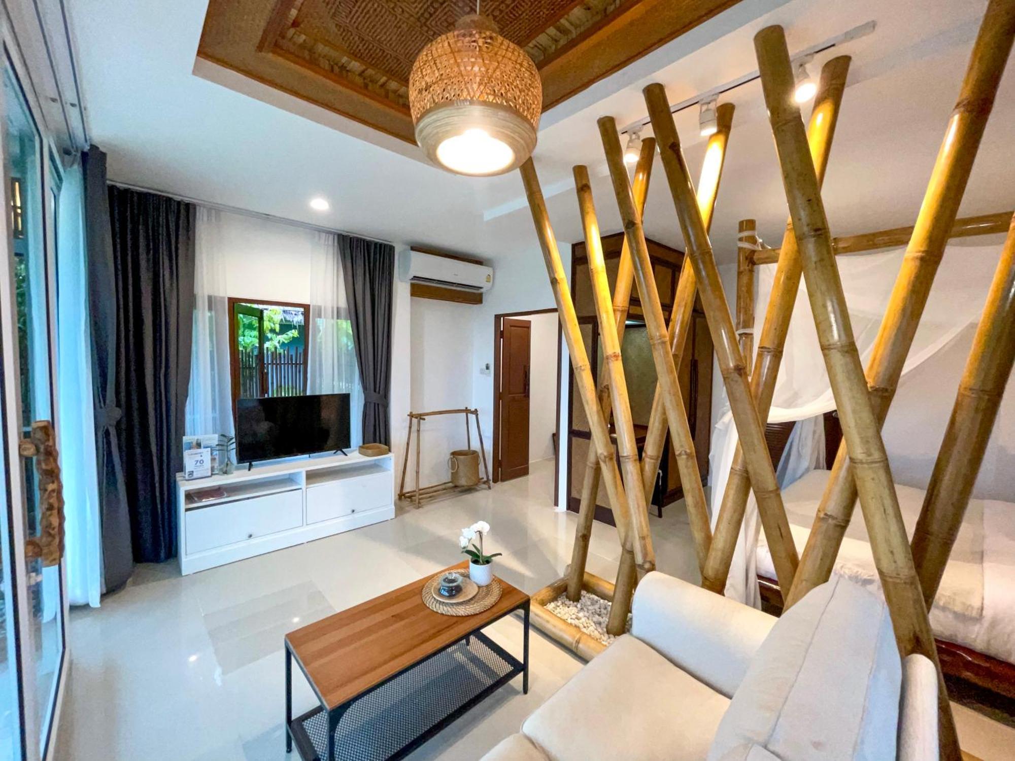 Baan Phuvara Retreat - Romantic Jacuzzi Mountain View Villas Ao Nang Room photo