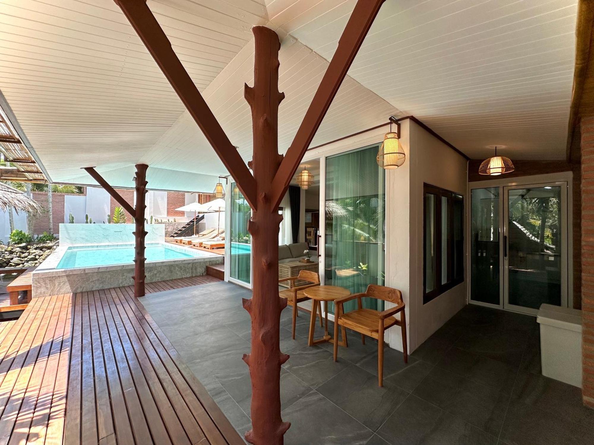 Baan Phuvara Retreat - Romantic Jacuzzi Mountain View Villas Ao Nang Room photo