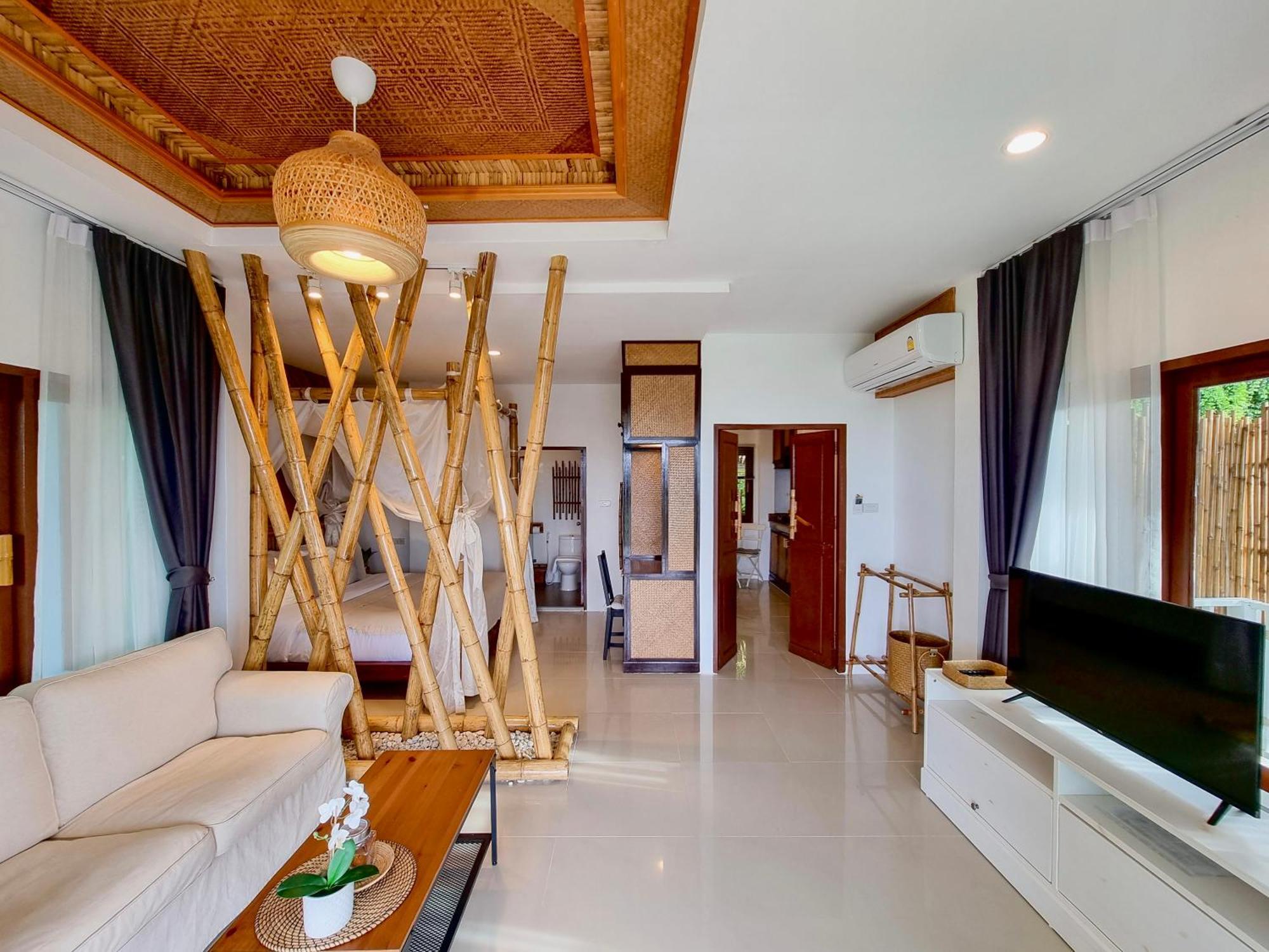 Baan Phuvara Retreat - Romantic Jacuzzi Mountain View Villas Ao Nang Room photo