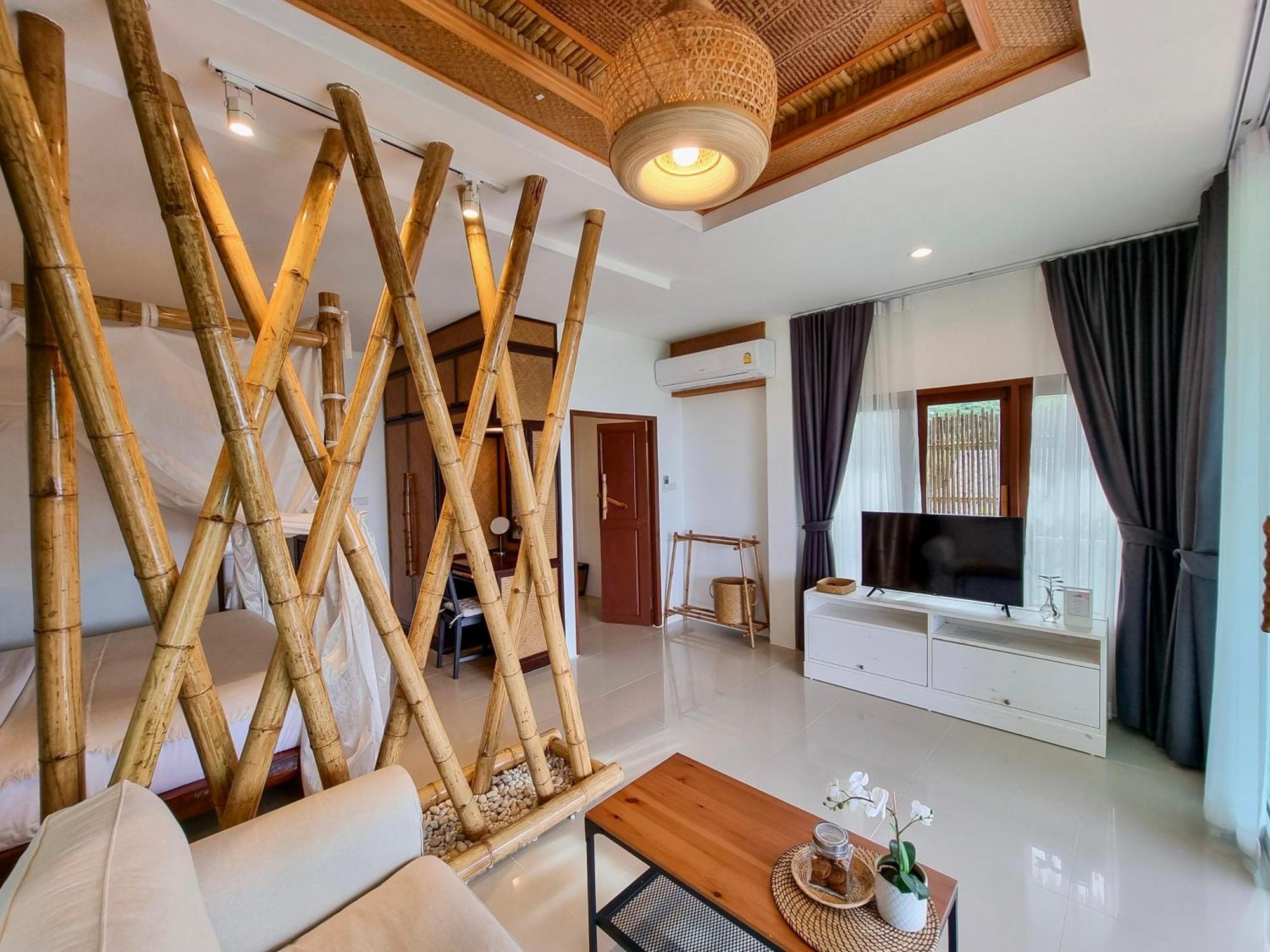 Baan Phuvara Retreat - Romantic Jacuzzi Mountain View Villas Ao Nang Room photo